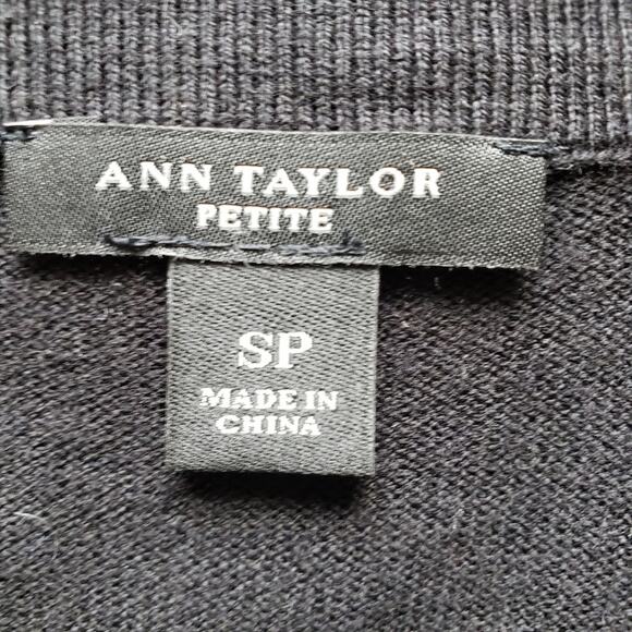 Ann Taylor Amimal Print Button Front Long Sleeve Pocket Knit Sweater Cardigan SP - Picture 10 of 11